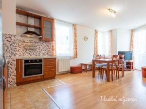 Prodej bytu 3+kk, Praha - Letňany, Zlonická, 68 m2