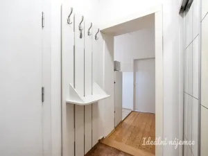 Pronájem bytu 2+kk, Praha - Libeň, U skládky, 51 m2