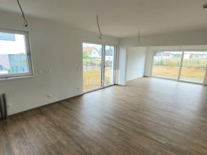 Prodej rodinného domu, Kladno - Dubí, Pechlátova, 353 m2