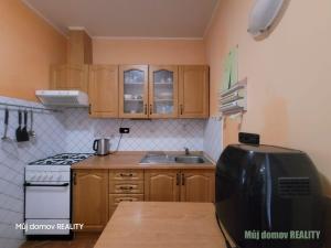 Pronájem bytu 2+1, Praha - Libeň, Drahobejlova, 39 m2