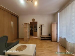 Pronájem bytu 2+1, Praha - Libeň, Drahobejlova, 39 m2