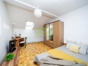 Prodej bytu 3+1, České Budějovice, Komenského, 57 m2