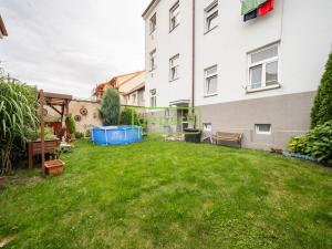 Prodej bytu 3+1, České Budějovice, Komenského, 57 m2