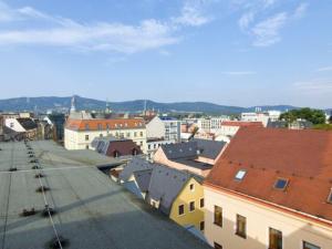 Pronájem bytu 2+kk, Liberec - Liberec I-Staré Město, Vzdušná, 69 m2