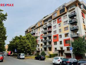 Pronájem bytu 2+1, Praha - Žižkov, Pod lipami, 53 m2