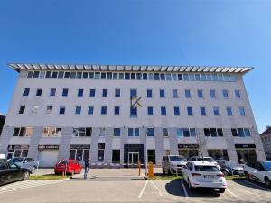 Pronájem kanceláře, Praha - Vysočany, Kolbenova, 835 m2