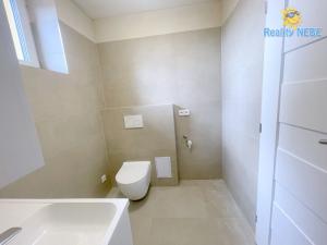 Pronájem bytu 1+kk, Praha - Chodov, Švabinského, 27 m2