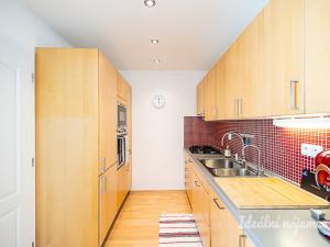 Pronájem bytu 4+kk, Praha - Michle, Přímětická, 68 m2