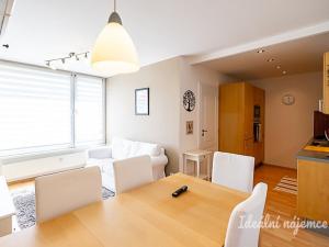 Pronájem bytu 4+kk, Praha - Michle, Přímětická, 68 m2
