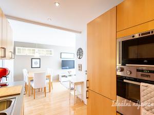 Pronájem bytu 4+kk, Praha - Michle, Přímětická, 68 m2