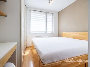 Pronájem bytu 4+kk, Praha - Michle, Přímětická, 68 m2