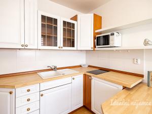 Pronájem bytu 4+kk, Praha - Michle, Přímětická, 68 m2