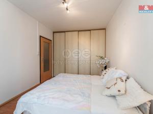 Prodej bytu 3+1, Praha - Řepy, Makovského, 65 m2