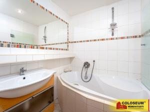 Prodej bytu 3+1, Otrokovice, 72 m2