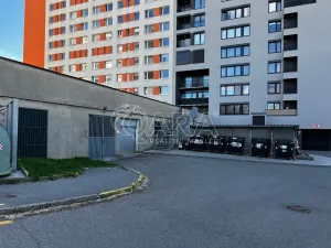 Prodej garážového stání, Praha, Ve Lhotce, 11 m2