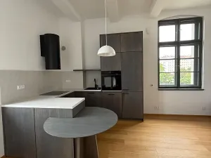 Pronájem bytu 2+kk, Praha - Vršovice, Bartoškova, 79 m2