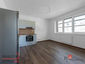 Pronájem bytu 1+kk, Plzeň - Východní Předměstí, Slovanská, 31 m2