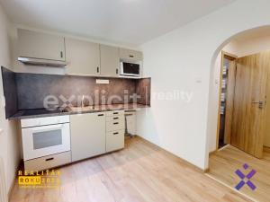 Pronájem bytu 1+1, Uherský Brod, Na Dlouhých, 29 m2