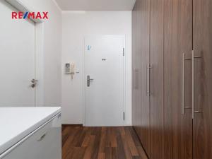 Pronájem bytu 1+kk, Plzeň, Veverkova, 29 m2