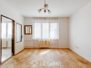 Prodej bytu 2+1, Třebíč - Horka-Domky, Demlova, 55 m2