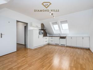 Prodej bytu 3+kk, Holubice, Lipová, 85 m2