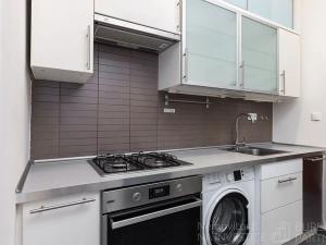 Pronájem bytu 2+kk, Praha - Nusle, Kloboučnická, 49 m2
