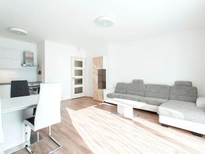 Pronájem bytu 3+kk, Praha - Stodůlky, Petržílkova, 77 m2