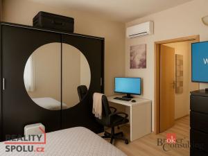 Prodej bytu 2+1, Olomouc - Holice, Slunečná, 51 m2