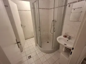 Pronájem kanceláře, Kolín, Karlovo náměstí, 31 m2