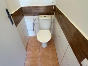Pronájem bytu 3+1, Praha - Dolní Chabry, Hrušovanské náměstí, 70 m2
