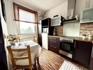 Pronájem bytu 2+1, Olomouc, Lazecká, 44 m2