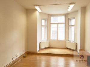 Pronájem kanceláře, Ústí nad Labem - Ústí nad Labem-centrum, Velká Hradební, 90 m2