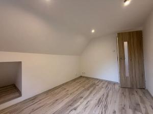 Pronájem rodinného domu, Jindřichovice, 98 m2
