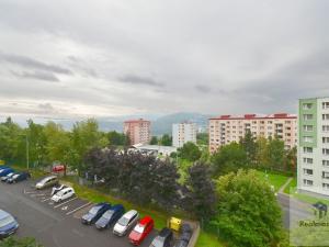 Prodej bytu 1+1, Ústí nad Labem - Severní Terasa, Kmochova, 33 m2