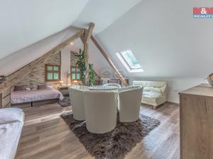 Prodej chalupy, Nová Paka - Štikov, 220 m2