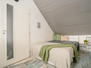 Prodej rodinného domu, Máslovice, Spojovací, 100 m2