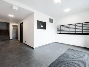 Pronájem bytu 2+kk, Praha - Hlubočepy, 52 m2