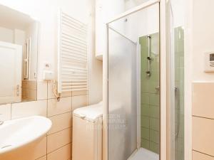 Pronájem bytu 2+1, Praha - Vršovice, Kodaňská, 70 m2