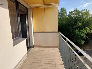 Pronájem bytu 1+kk, Praha - Vysočany, Pod Harfou, 38 m2