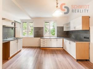 Prodej bytu 3+1, Břeclav, Bratislavská, 78 m2