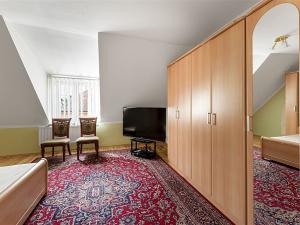 Pronájem rodinného domu, Praha, Paběnická, 480 m2