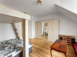 Pronájem rodinného domu, Praha, Paběnická, 480 m2