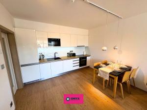 Prodej bytu 2+kk, Brno, Sochorova, 62 m2