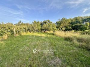 Prodej zahrady, Znojmo, 2238 m2