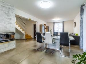 Prodej rodinného domu, Hradečno - Nová Ves, 240 m2