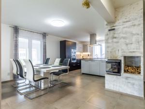 Prodej rodinného domu, Hradečno - Nová Ves, 240 m2