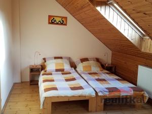 Pronájem bytu 2+kk, Opava - Předměstí, třída Spojenců, 50 m2