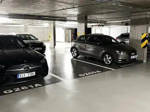 Pronájem garáže, Praha - Holešovice, U Pergamenky, 15 m2