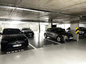 Pronájem garáže, Praha - Holešovice, U Pergamenky, 15 m2