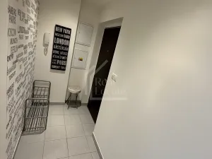 Pronájem bytu 3+kk, Praha - Háje, Jurkovičova, 88 m2